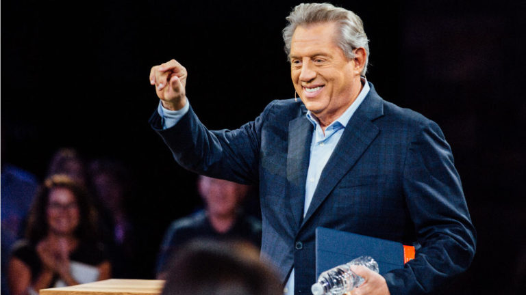 Good Leaders Ask Great Questions – John Maxwell